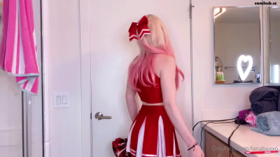 OnlyFans.2022.LanaBeeXO.Bullied.By.The.Head.Cheerleader.XXX.1080p.MP4-P2P