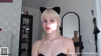 _mllymoore_ 23-july-2022 female webcam